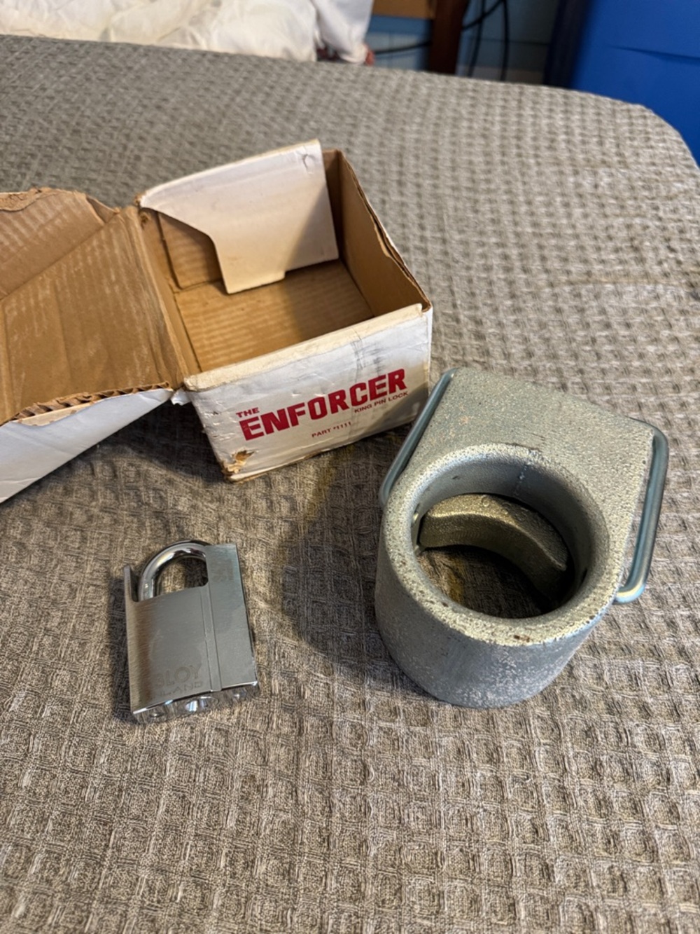 Silver Padlock and Anchor Clamp Set - Silver